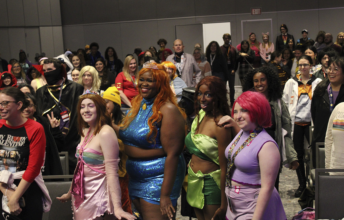 Thanks so much to all the fans who stopped by the panel!